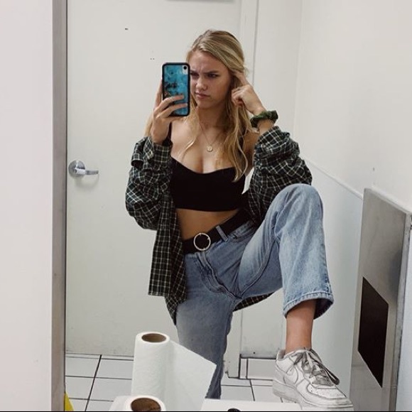 ISO - Picture 3 of 8